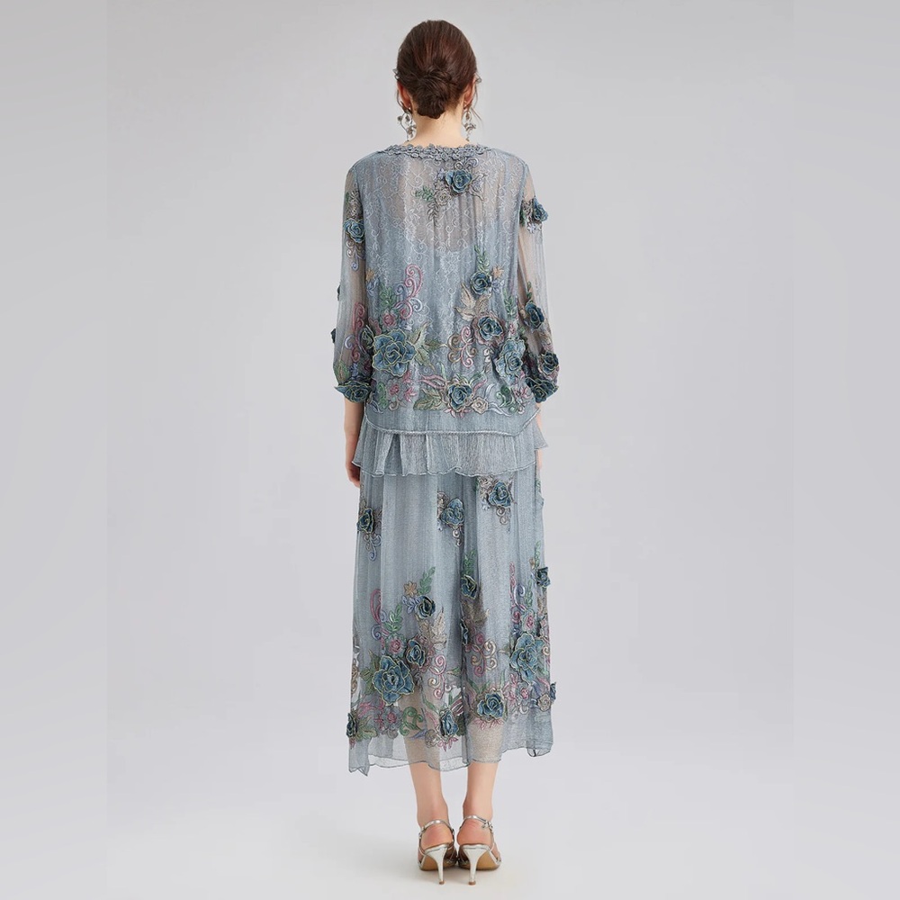 Rich Radi Q’s New York 3D Floral Silk Bluish Gray Top Handcrafted Couture - Picture 7 of 8